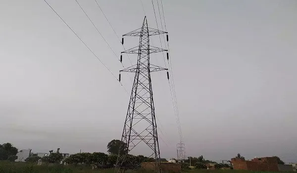 Uttar Pradesh: मेरठ में बिजली का निर्माणाधीन टावर गिरने से 2 श्रमिकों की मौत, छह घायल